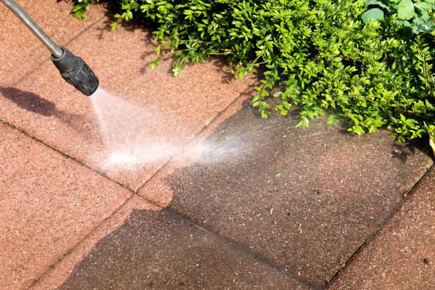 Why Choose Our Certified Pressure Washing Experts for Your Project Needs in Simmesport, LA?